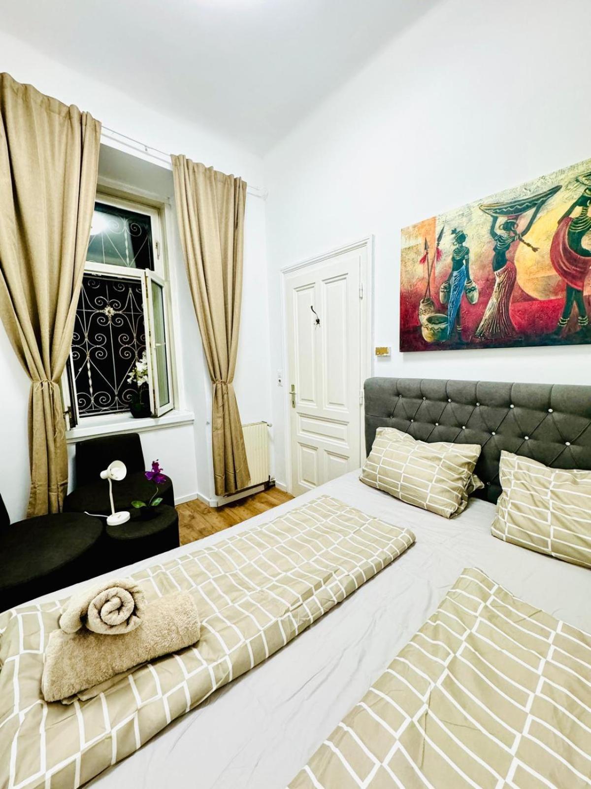 Cozy 9Br Shared Apartment, Only 12Min Walk To Augarten Wenen Buitenkant foto