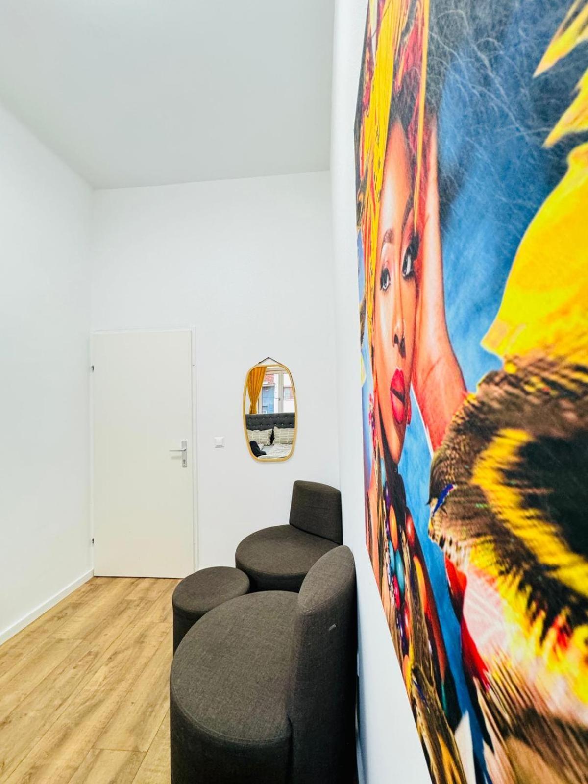 Cozy 9Br Shared Apartment, Only 12Min Walk To Augarten Wenen Buitenkant foto