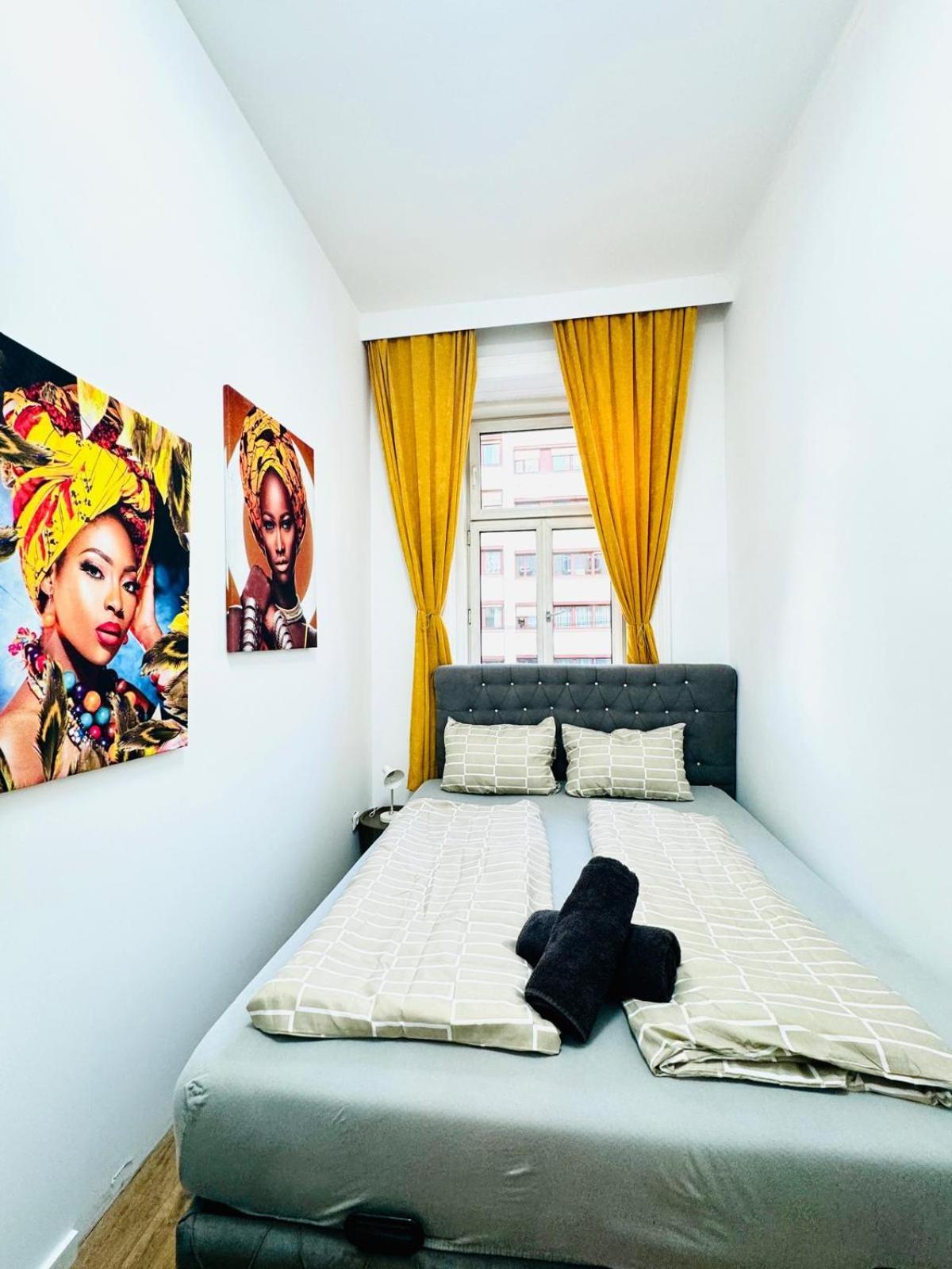 Cozy 9Br Shared Apartment, Only 12Min Walk To Augarten Wenen Buitenkant foto