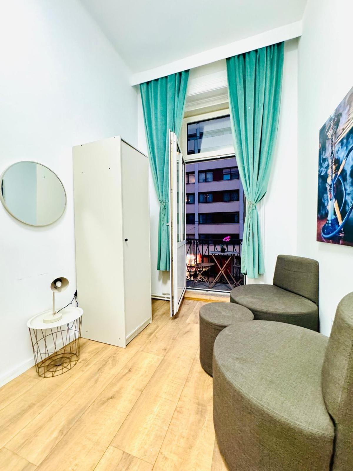 Cozy 9Br Shared Apartment, Only 12Min Walk To Augarten Wenen Buitenkant foto